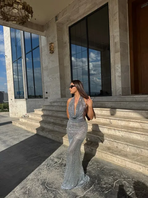 Fustan metalik mbrëmjeje – Fustan mbrëmjeje me qira në Prishtinë
