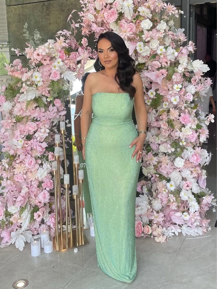 Fustan green me diamante baby blue 🩵💚 – Fustan koktej me qira në Pejë