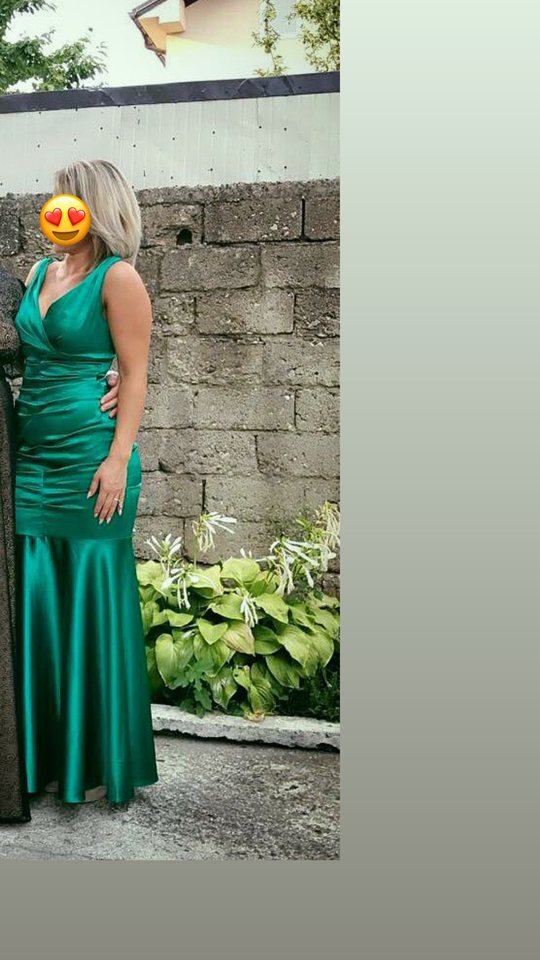 Fustan i gjelbër mbrëmjeje – Fustan mbrëmjeje me qira në Pejë