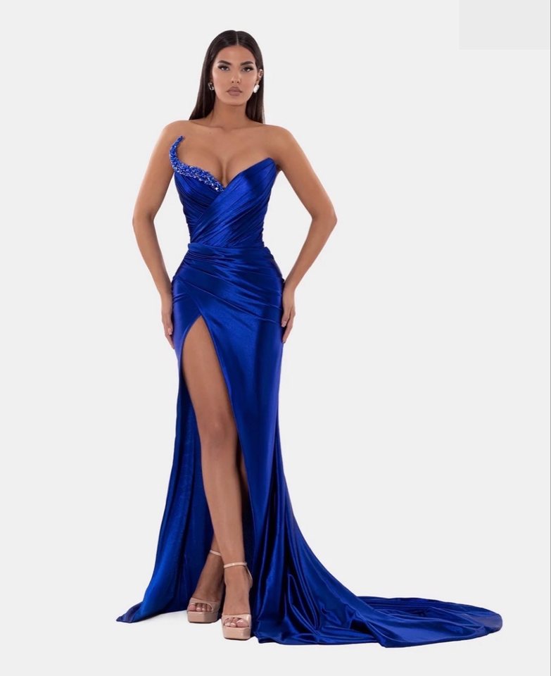 Fustan blu mbrëmjeje – Fustan mbrëmjeje me qira në Prishtinë