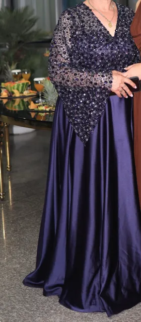 Fustan elegant – Fustan nusërie me qira në Skenderaj