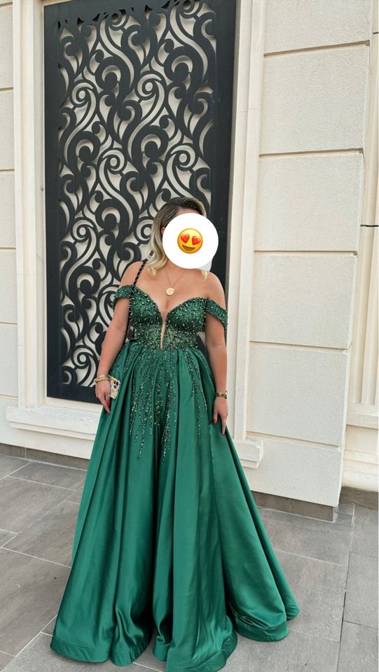 Green dress💚 – Fustan për dasmë me qira në Mitrovicë