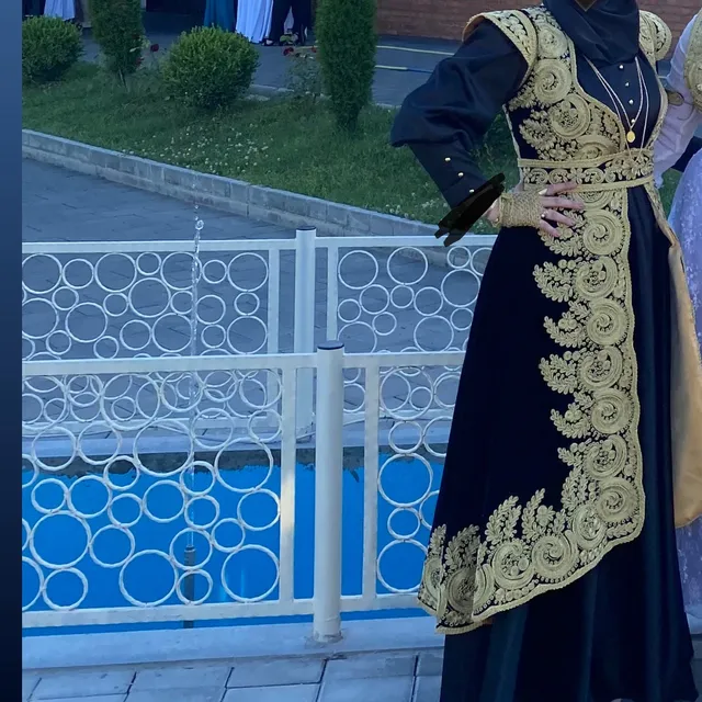 Dallame dhe fustanelle – Fustan nusërie me qira në Fushë Kosovë