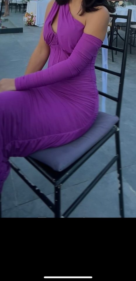 shitet nr S – Fustan mbrëmjeje me qira në Prishtinë