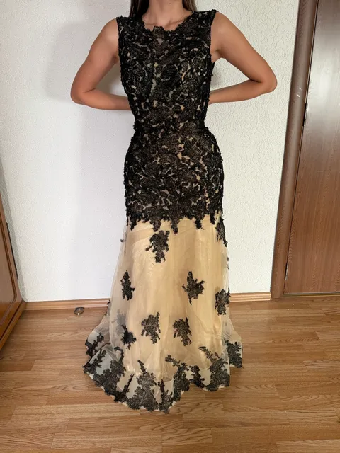 Fustan elegant vintage – Fustan mbrëmjeje me qira në Prishtinë